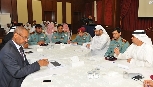 Ministry of Interior, Emirati Association for Lawyers and Legal discuss enhancing cooperation and partnership